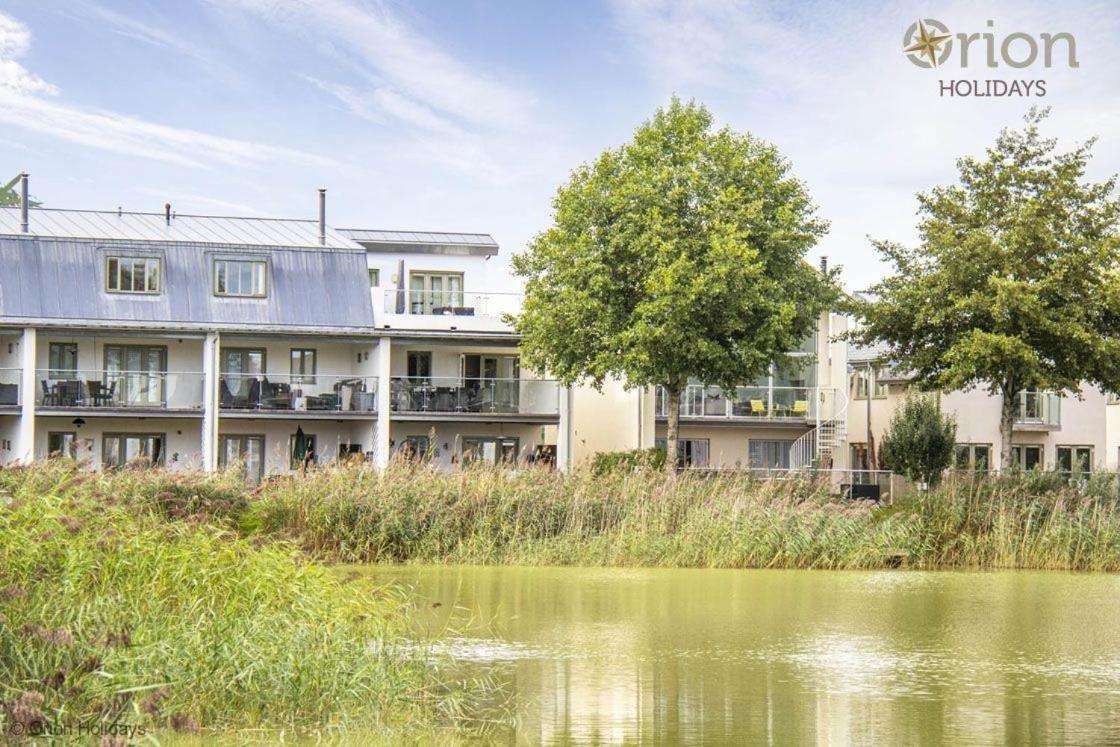 Howells Mere 88, Tranquility P Somerford Keynes Exteriör bild